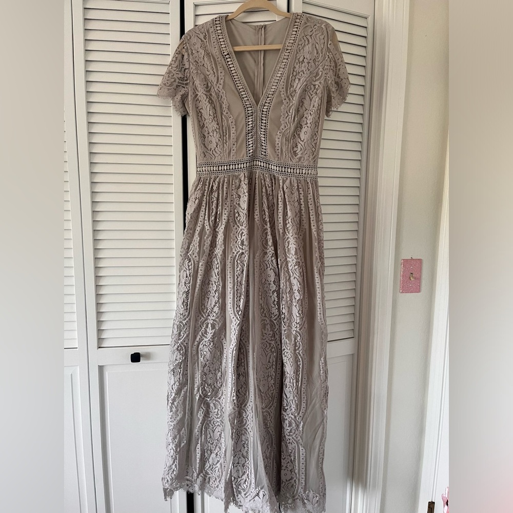 Women’s V Neck Floral Lace Dress